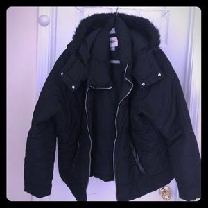 Old navy coat with black fur trim hood